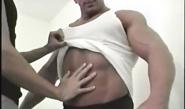 Tom Katt Bodybuilder Adore