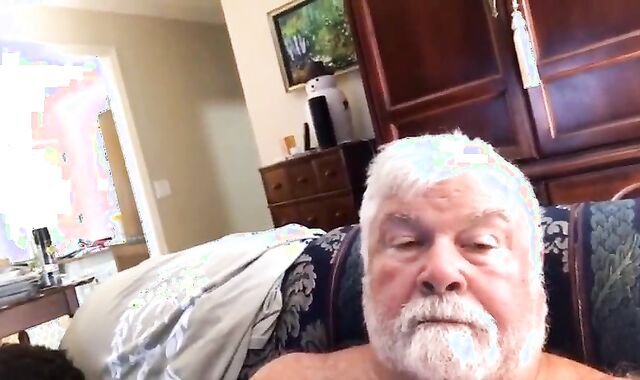 Parent Jizzes On webcam