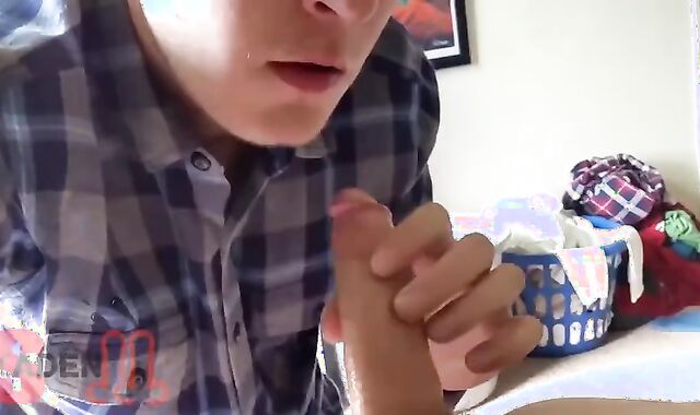 Skaden Acquires gullet Used By Strung Up chap Next Door