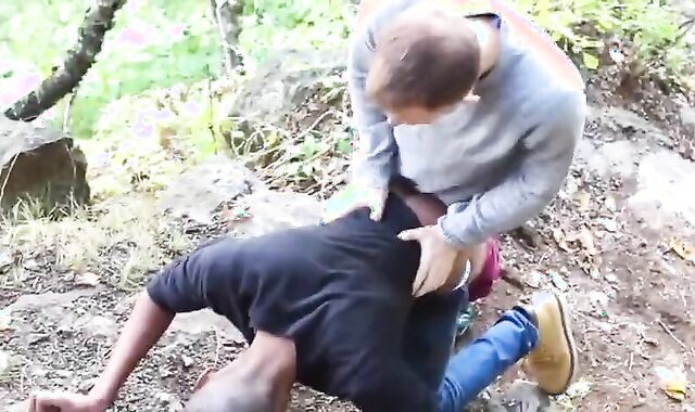 Found A stud On Grindr For Woodland unprotected