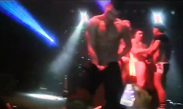 Hans Berlin Lets His Admirers To deepthroat His manhood