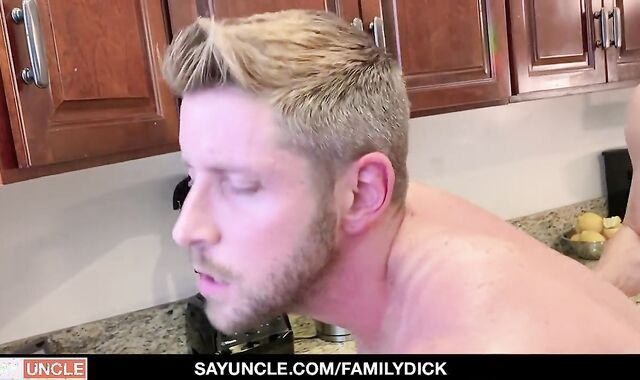 'Johnny Ford Bj's Off Isaac Parker'