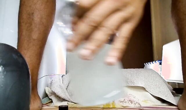 Highly huge donk-butt-plug And I Enjoy It