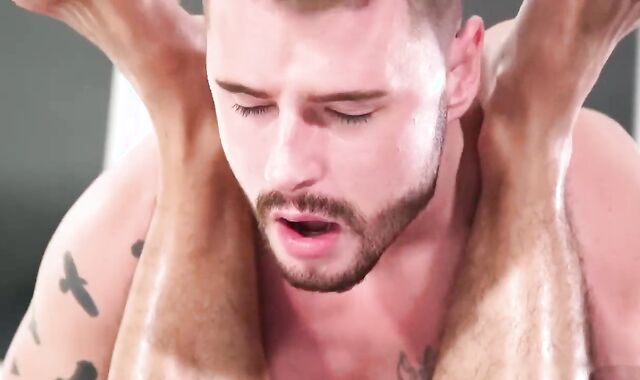 Josh Moore Ricky Roman Spin tear up