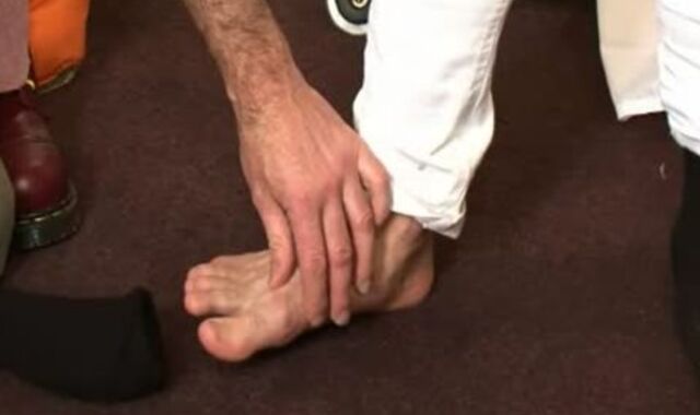 Caressing Palms Skinhead Russell