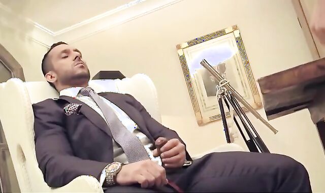 Prosperous Muscle Father And His Fckboy