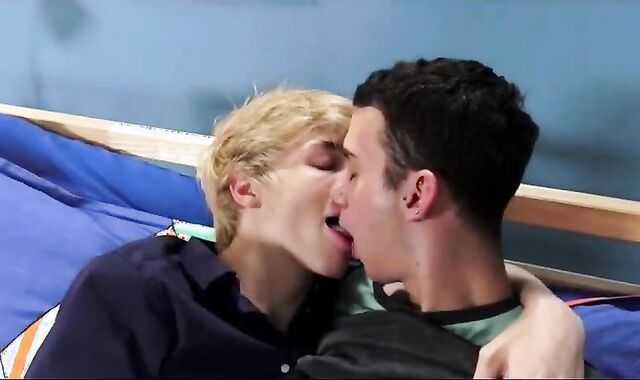 Blondie youngster bashed moist