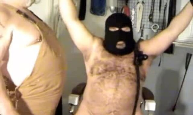 #GAGBEAR - Caught In The action