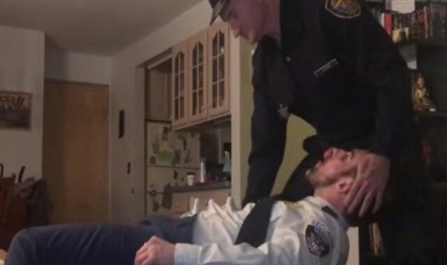 Police VS Security (naked)