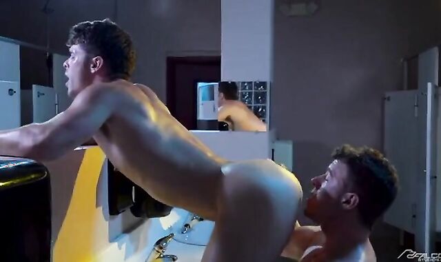 Hunks_3