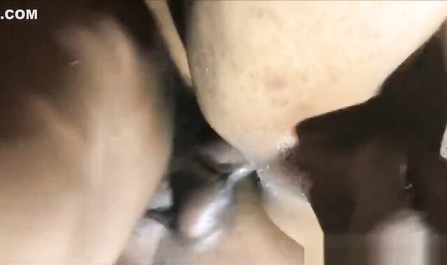 youthfull Lightskin teenager gets pulverized By DL Thug