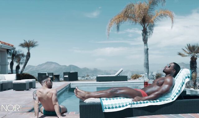 'Icon Masculine – Papi Suave Knows Exactly How To Take Care Of The delightsome Mr. D'Angelo Jackson'