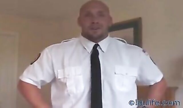 Musclebull Cop