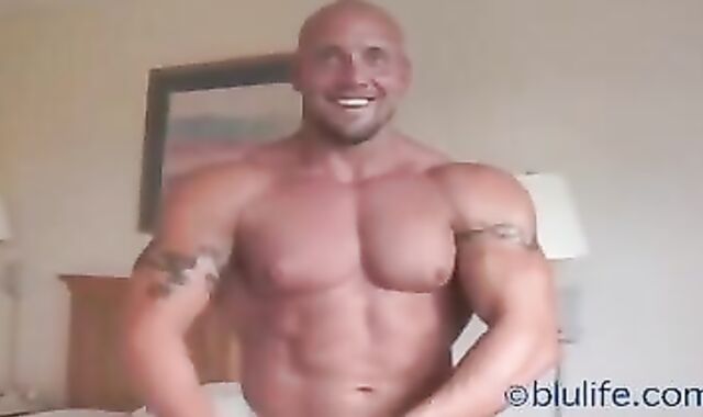 Musclebull Cop