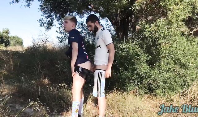 'Platinum-Blonde teenie acquires A Aggressive jizz shot In The Realm'