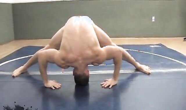 Kevin Harris Vs Mikey Hanlon