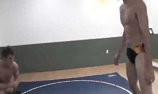 Kevin Harris Vs Mikey Hanlon