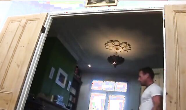 AlphaMales Out On The Strike