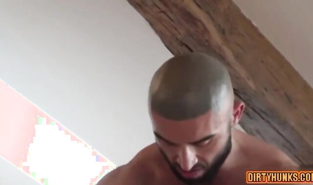 Good pulverize In Paris FLIPFUCK