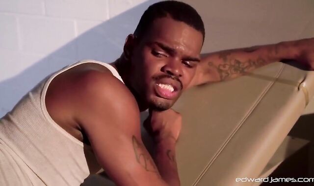 Mack Father Hammers Mr.Creamz Until that dude Creams