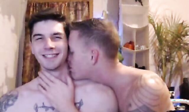 Besos Y Chupadas Frente La web camera