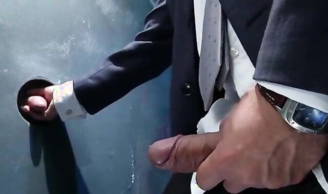 Glory aperture For A mouth-watering Otter