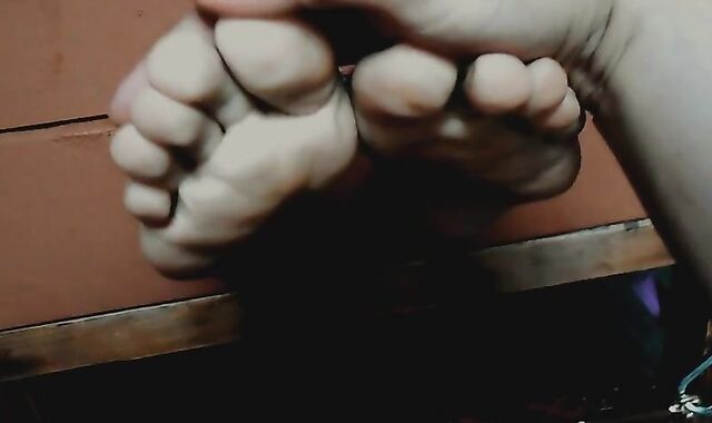 Kittled College twink