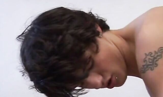 Enrico Cruiz Heads naked