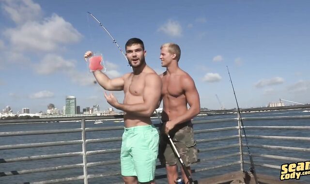 Tanner & Dusty: unprotected - pink hole sensation