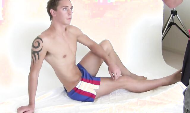 HD Strung Up Australian pal Spunks XXL