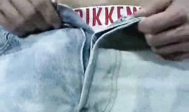 Erection Hefty    From X-tube