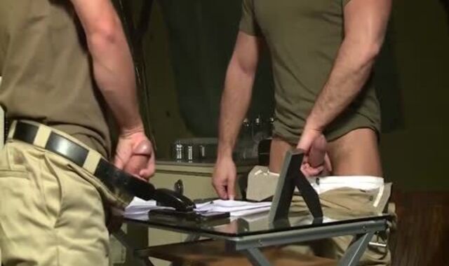 Militaires