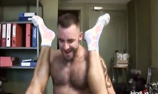 shaggy Musclemen Work Each Other Over