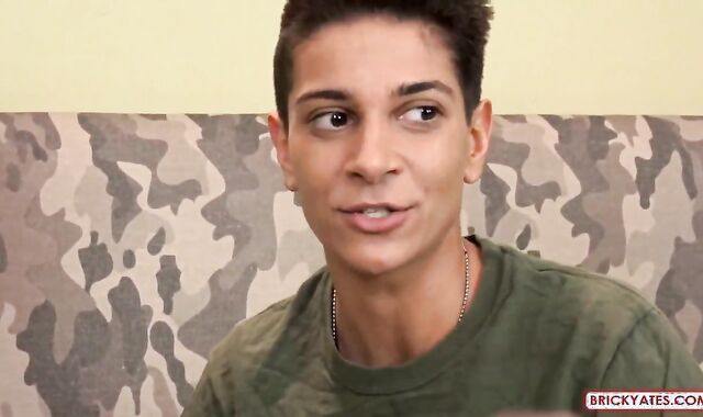 astonishing Shorthair chick fellate And wedge In Front Her Bf