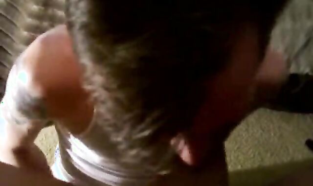 MaxBlow sucks MONSTER ten-Pounder!