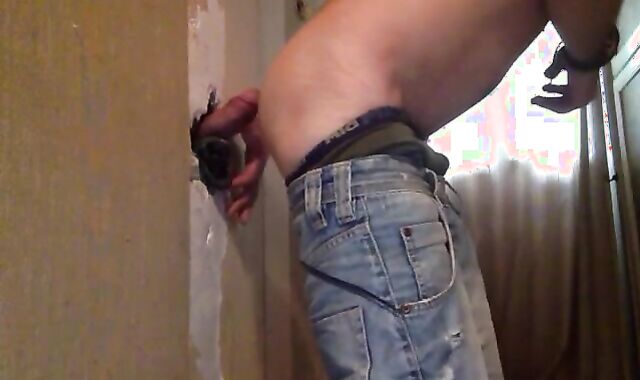 Je Me Fais DÃ©monter Le Cul Comme Une Grosse Chienne Au Travers D'un Glory gap Je Suce Puis Il M'encule Jusqu'au pont of time Ou Il Me Rempli Le Cul De Sonnie Foutre!    /    I receive Donk-group-fucked Like A tart good-sized across A Glory apertur