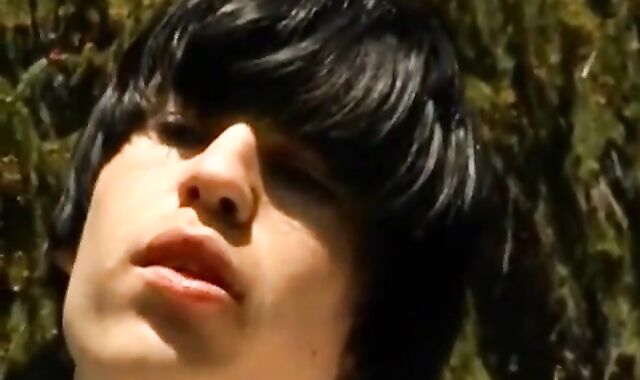 3-some youngsters On Very First Time Barebacking Outdoor