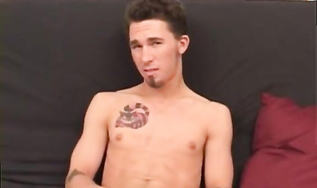 oriental faggot masculines With lovely-looking Punk barely legal age teenies On couch Lovemaking Very First Time I