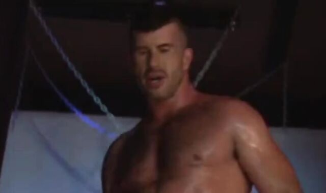 Stripshow Pornography DOUBLE PENETRATION drill On Stage