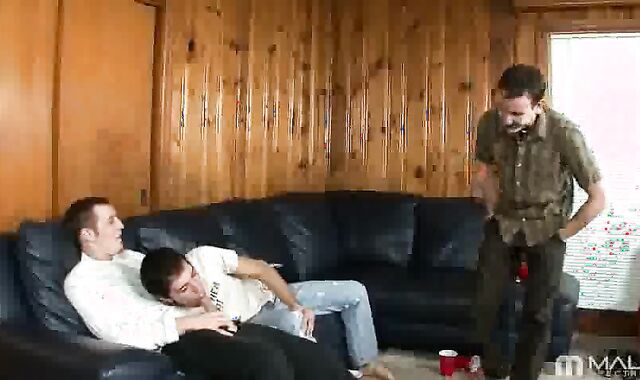 Hetero 18 age teenie Experiments At A Soiree