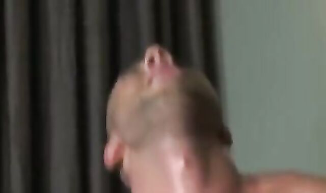 Muscle fellows DOUBLE PENETRATION without a condom threesome