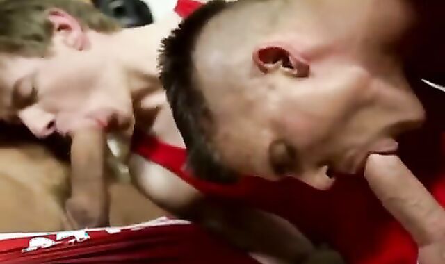 teenies Numa DOUBLE PENETRATION No SofÃƒÂ¡