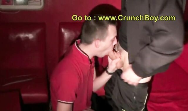 Rock-Hard Internal Cumshot Sneaker Monter Weenie Fag in Paris