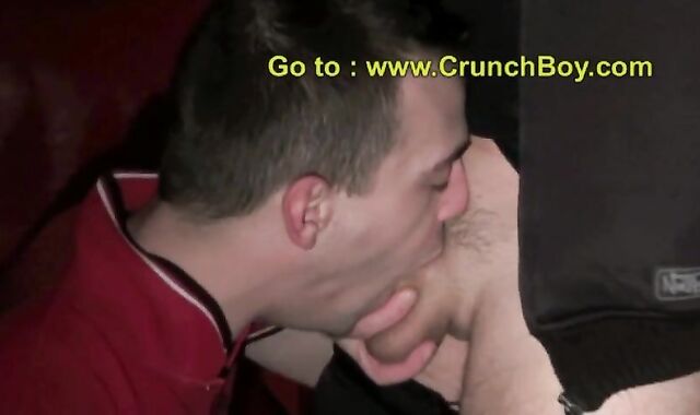 Rock-Hard Internal Cumshot Sneaker Monter Weenie Fag in Paris