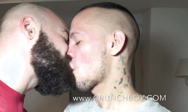 Max DURO Pummeled Condom-Free by Mauriccio WILDE