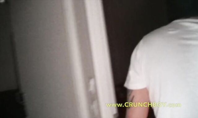 FATHER Smash Condom-Free and Internal Ejaculation a Twunk Arse