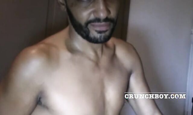 Straigth Arab from Marocco with Ginormous Boner Poke Queer