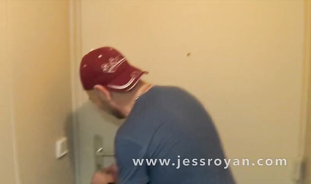 JESS ROYAN Boned Sans A Condom and Internal Ejaculation by KOLDO GORAN