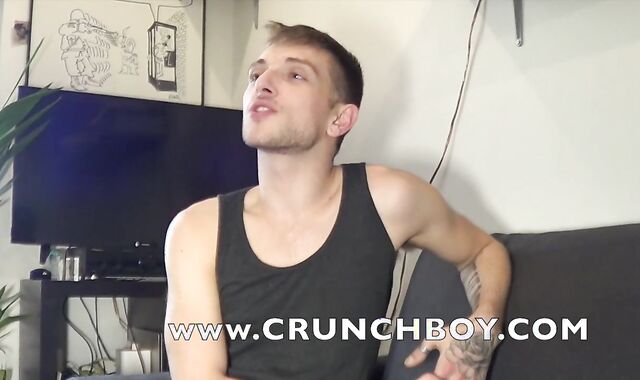 Deux Minet Francais Se Baisent No Condom Avec Leur Grosse Sting