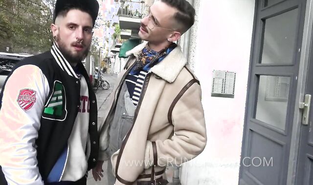 Fabien Torn Up No Condom in Berlin in the Morning by two Tops